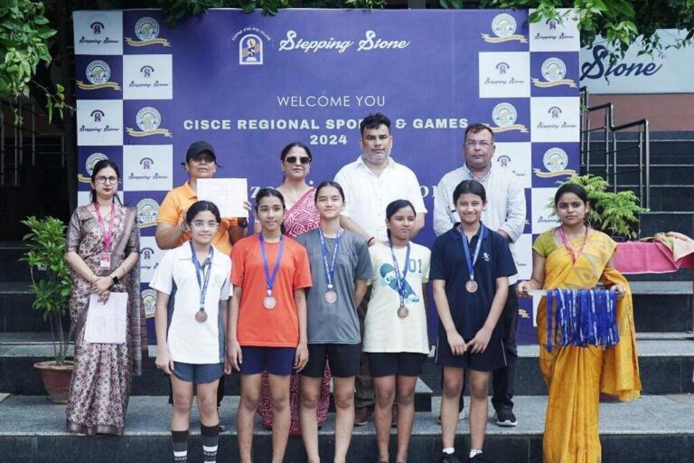 Emma and Jiya Singh clinched a bronze medal in the U-14 team championship, while Vaidehi Koshyari earned a bronze in the U-14 individual category CISCE regional badminton tournament held in Gorakhpur.
