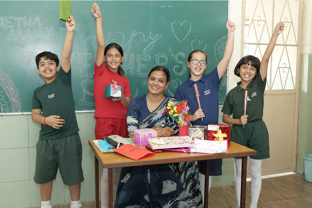 Teachers’ Day was celebrated with great enthusiasm at Ann Mary School.