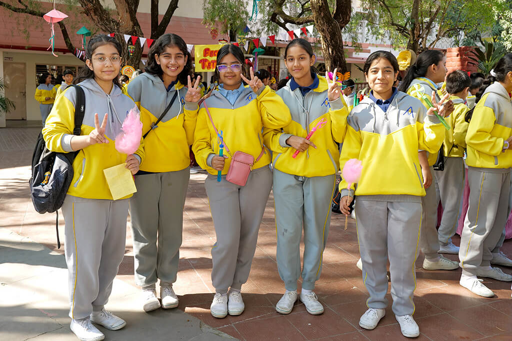 Children’s Day Fete Thrills Students with Exciting Lucky Draw Prizes — Laptops, Tablets & More